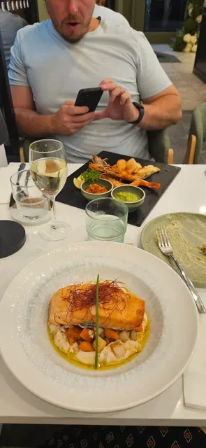 Yiamas Greek Taverna