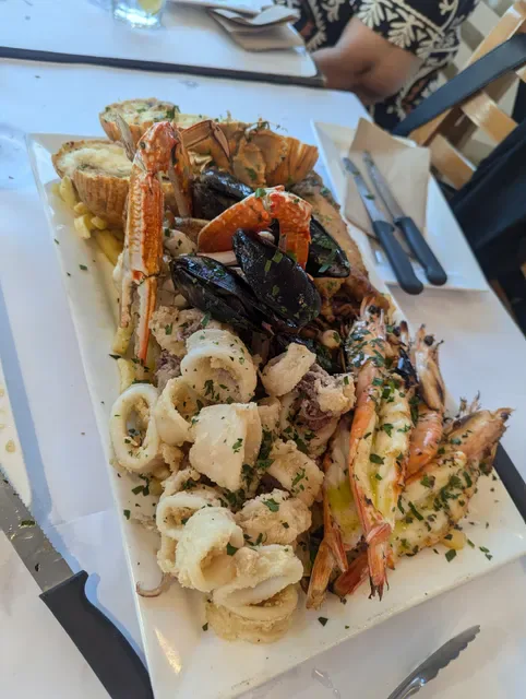 Yiamas Greek Taverna