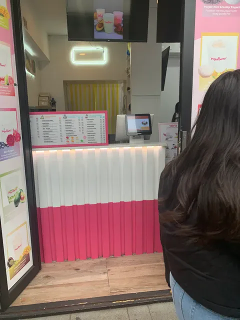 Yogurberry Castle Hill