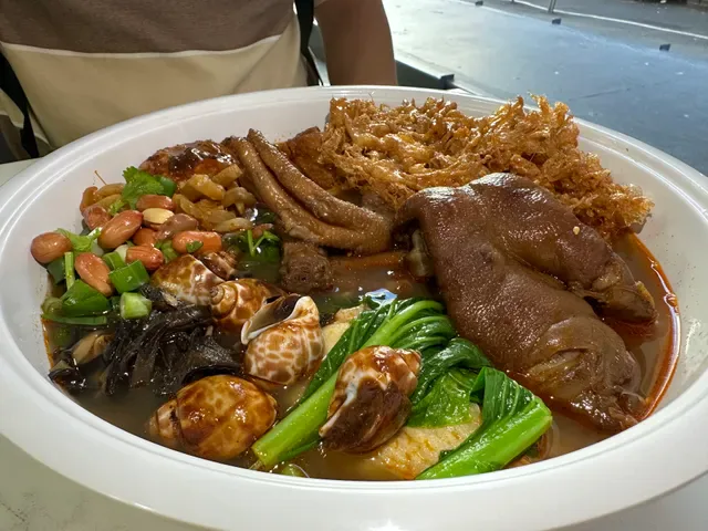 Yummy Noodle & BBQ