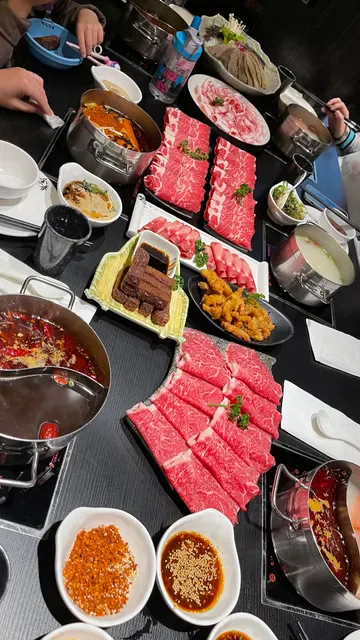 YX Mini Hot Pot Eastwood 余香精品小火锅