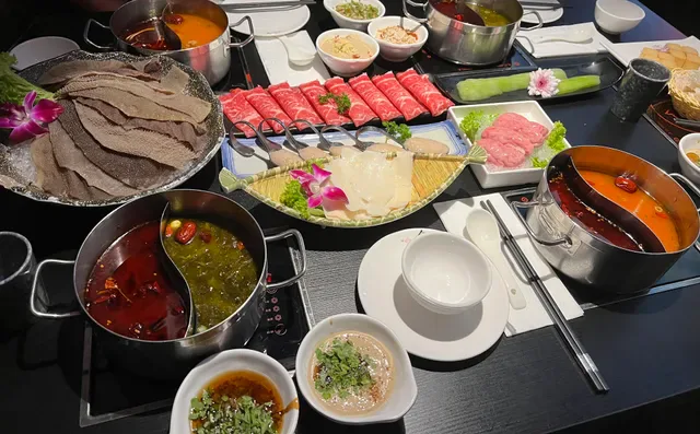 YX Mini Hot Pot Eastwood 余香精品小火锅