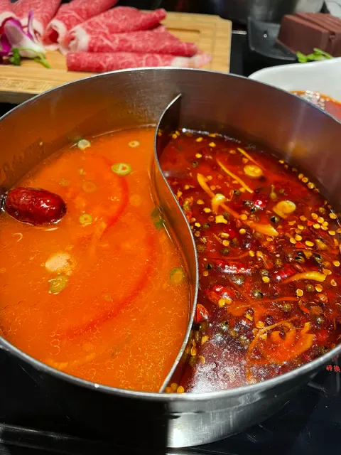 YX Mini Hot Pot Eastwood 余香精品小火锅