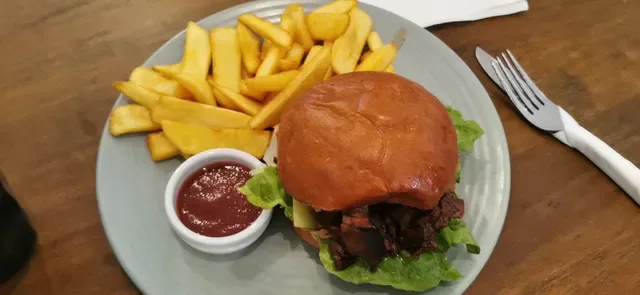 Zeebra Cafe