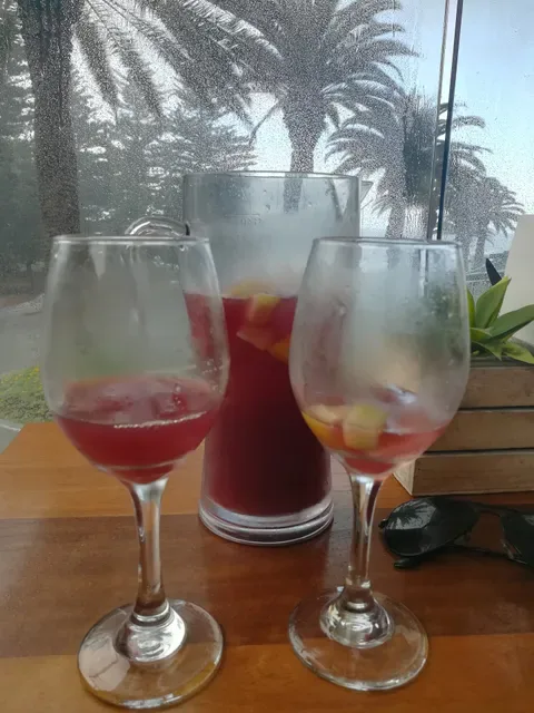 Zinc Bar