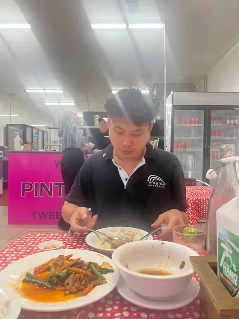 Pinto Thai Tweed Heads South