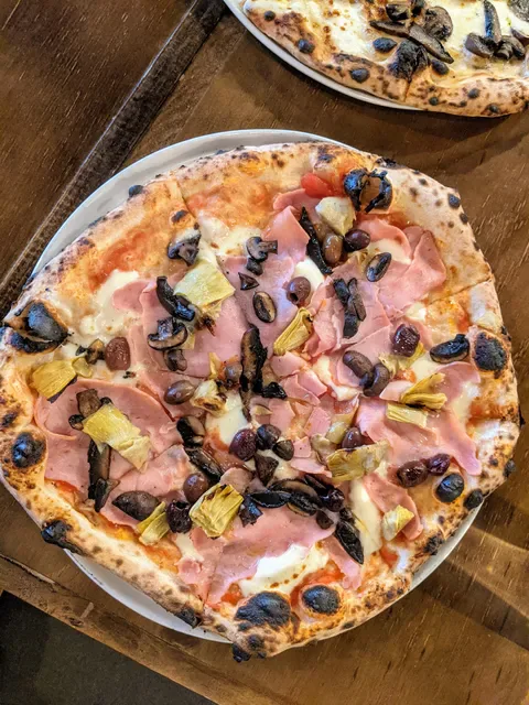 Lagune Artisan Pizza Co