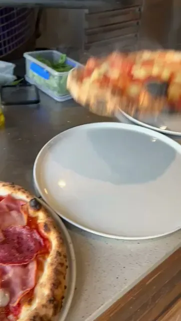 Lagune Artisan Pizza Co