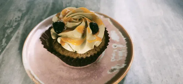 13 Bees Bakery