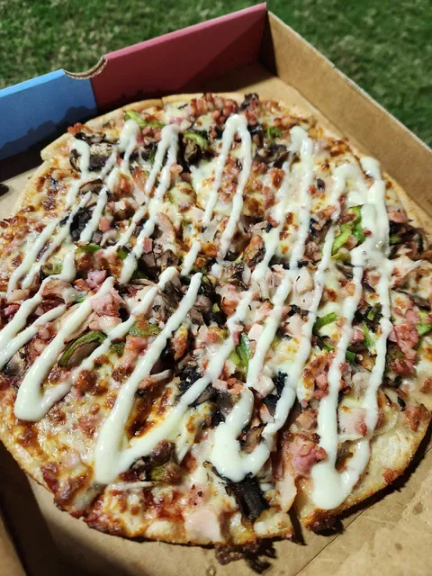 3 Black Bears Pizza Tingalpa