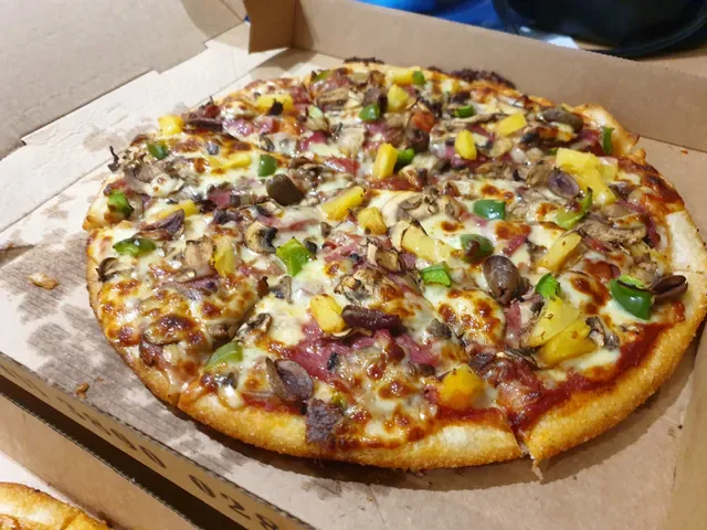 3 Black Bears Pizza Tingalpa
