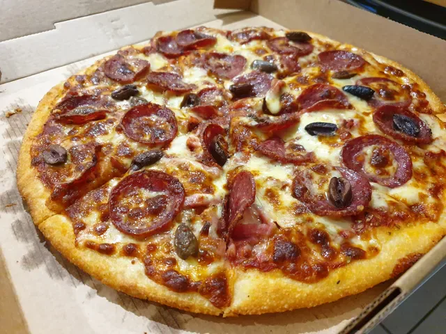 3 Black Bears Pizza Tingalpa