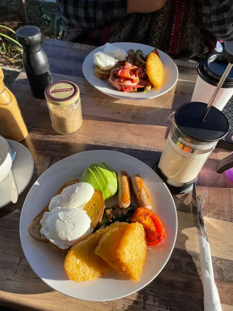 3 Blind Mice Cafe