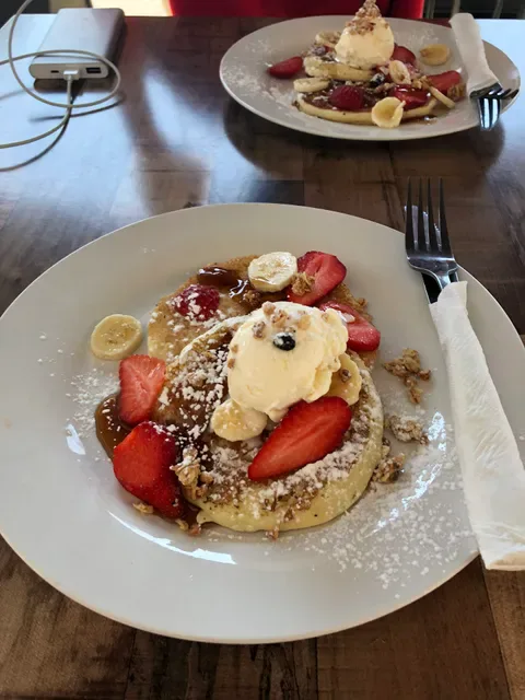 3 Blind Mice Cafe
