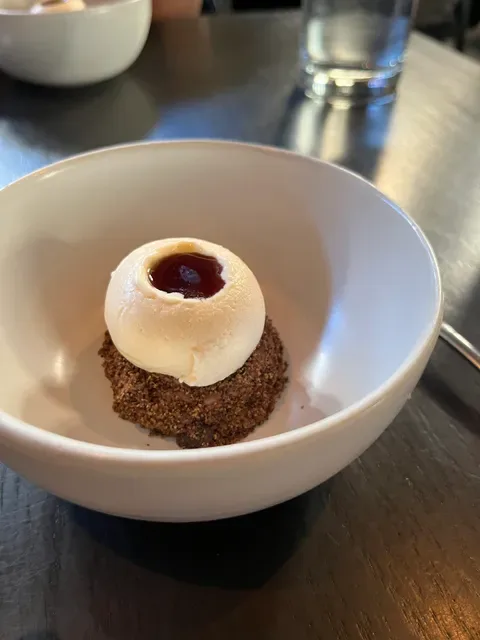 Agnes Restaurant