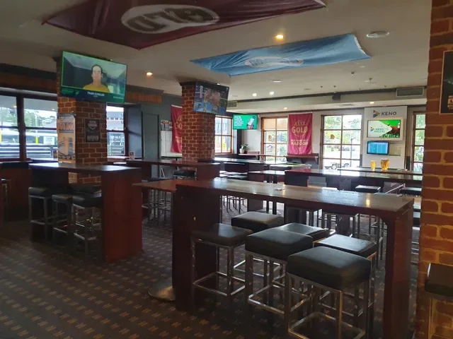 Alderley Arms Hotel