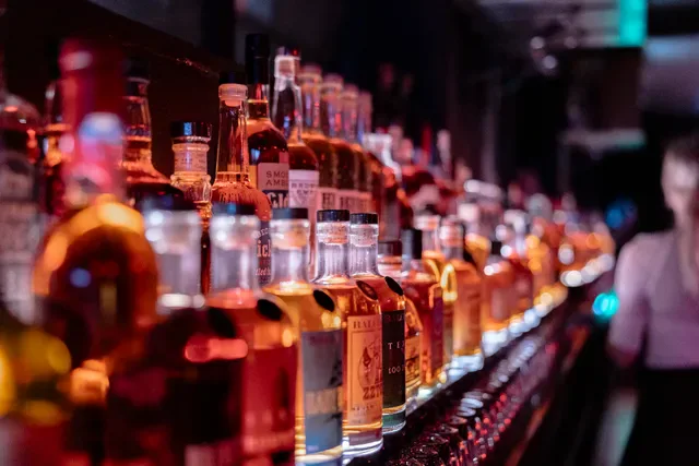 Alice Bar