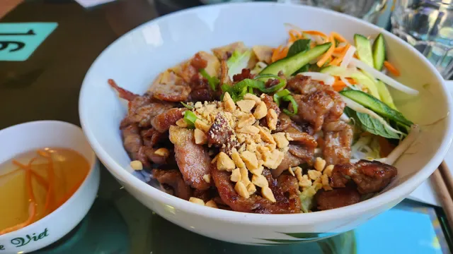 Alice Viet Restaurant