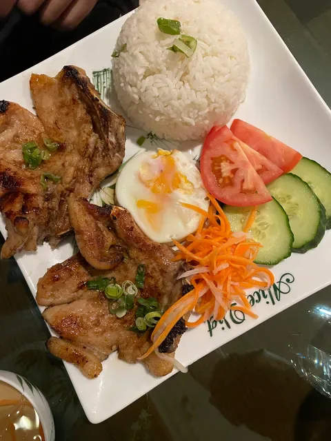 Alice Viet Restaurant