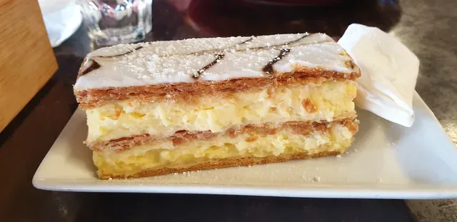 Amici Deli