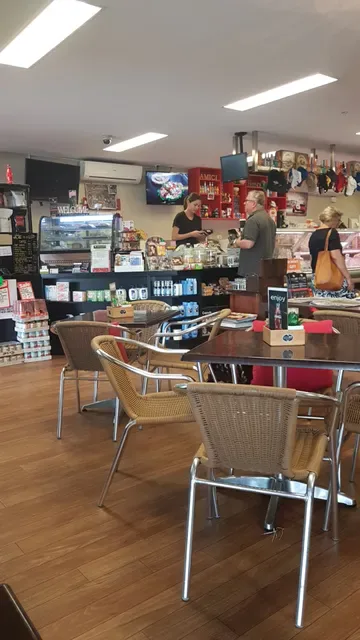 Amici Deli