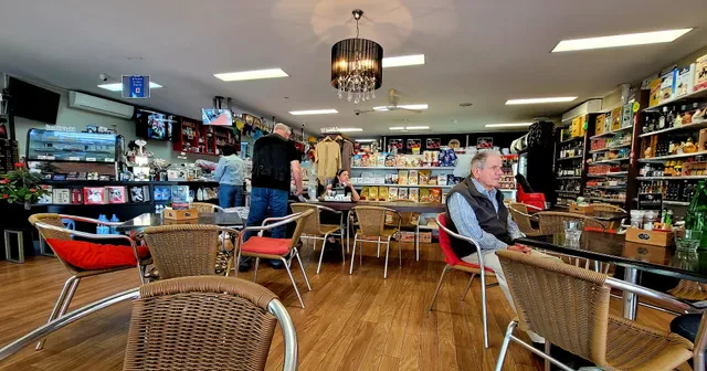 Amici Deli