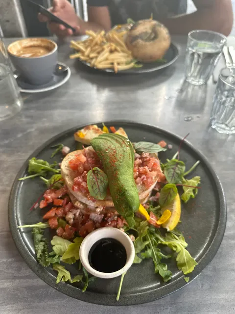 Andonis Cafe & Bar, Fortitude Valley