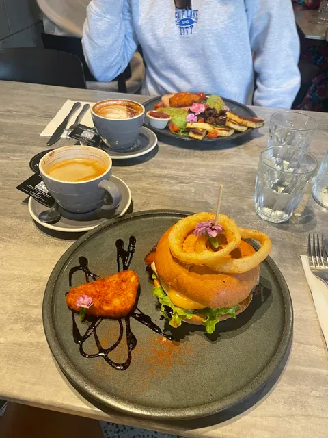 Andonis Cafe & Bar, Fortitude Valley