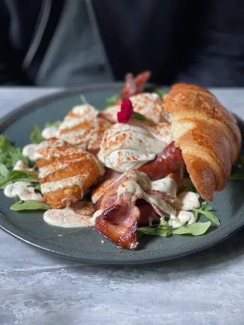 Andonis Cafe & Bar, Fortitude Valley