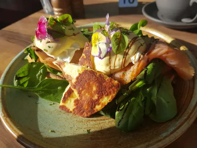 Andonis Cafe & Bar, Yeerongpilly