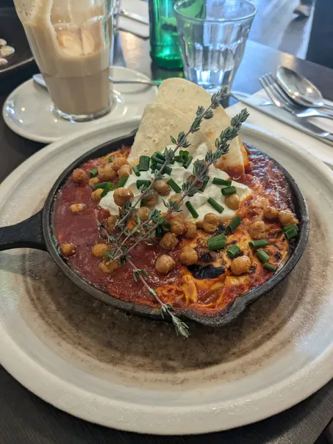 Anouk Café