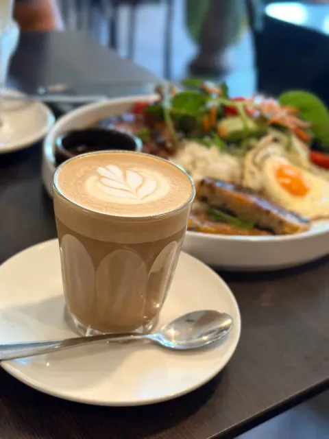 Anouk Café