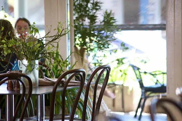 Anouk Café