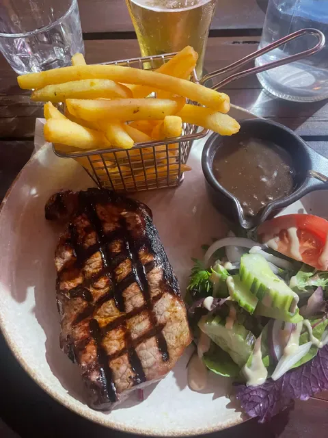 Awesome Bar and Grill
