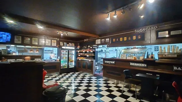 Bare Knuckles BBQ - Salisbury