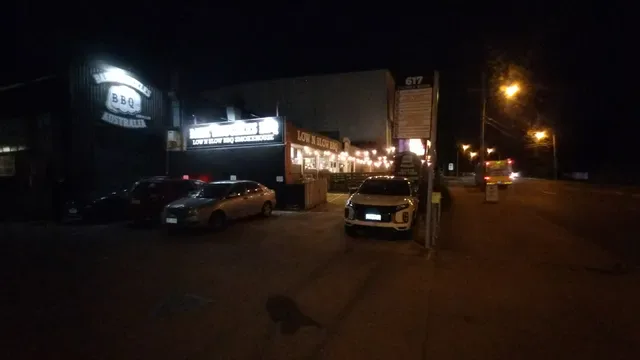 Bare Knuckles BBQ - Salisbury