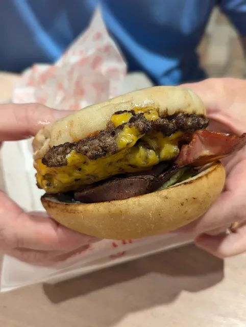 Betty’s Burgers