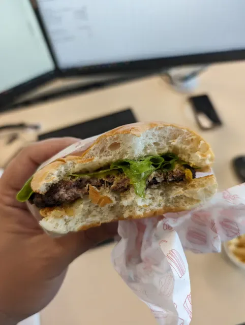 Betty’s Burgers