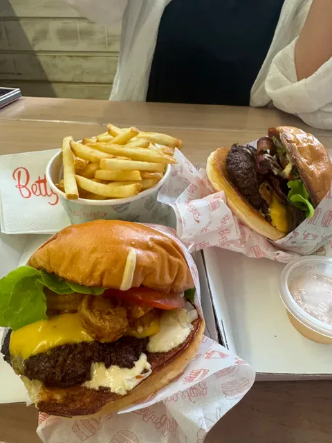 Betty’s Burgers