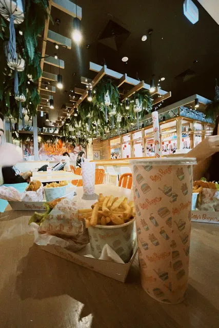 Betty’s Burgers