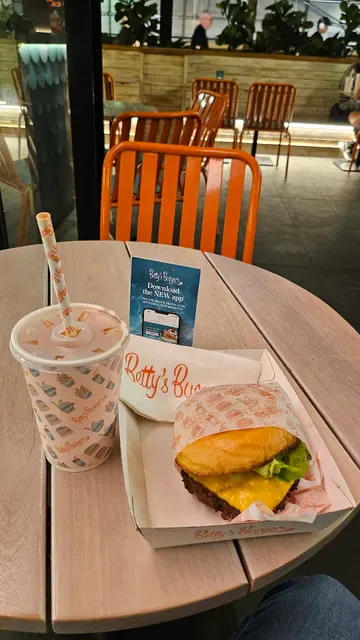 Betty’s Burgers
