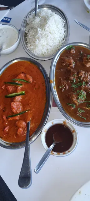 Bhalla's Indian Restaurant & Cafe