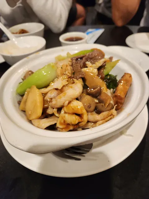 Billy's Pine and Bamboo Restaurant