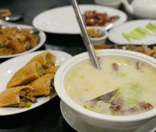 Billy's Pine and Bamboo Restaurant