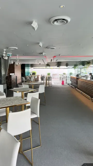 Blackbird Bar, Dining & Events