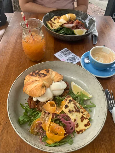 Blue Bear Coffeehouse