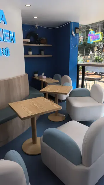 BOBA CHICKEN