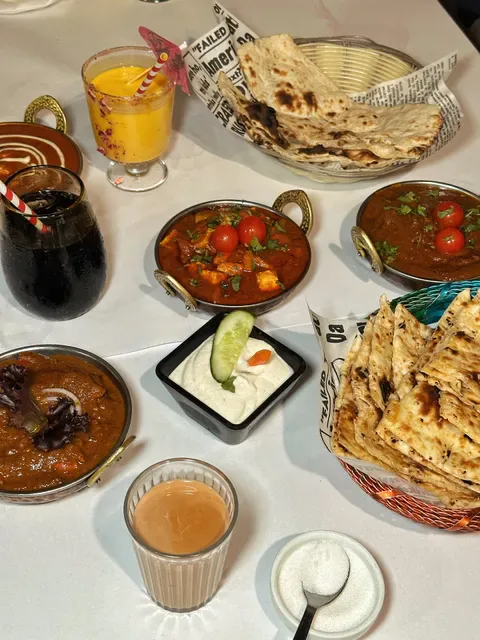 Bollywood Bar - Indian Restaurant