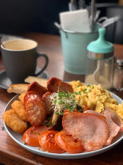 Bowen Arrow Cafe