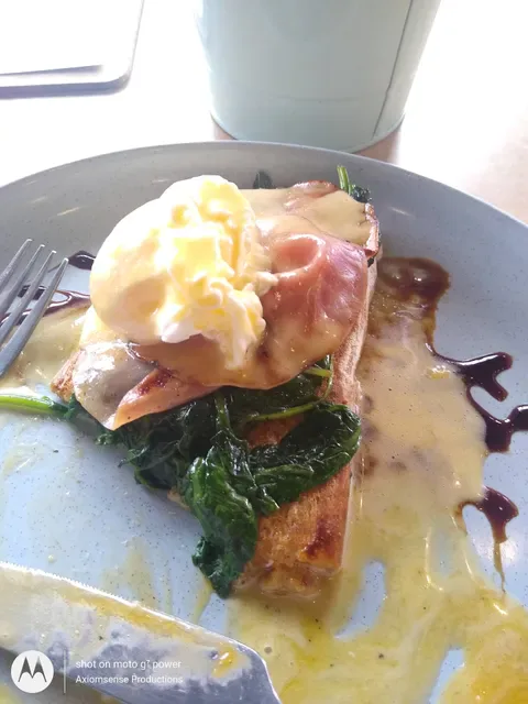 Bowen Arrow Cafe